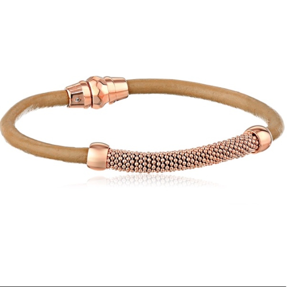 COPY - NWT FOSSIL BRACELET